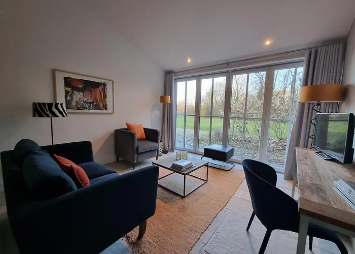 Thuers Im Busch - Gute Stube - Ab 3 Naechte - Mit Stil In *